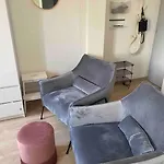 Refait à Neuf En Hypercentre Avec Balcon *